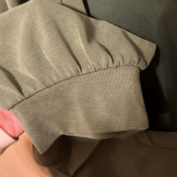 Athleta Sweatshirt Vineyard Green, similar to olive green!! - Picture 3 of 8